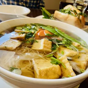 Veg pho - large