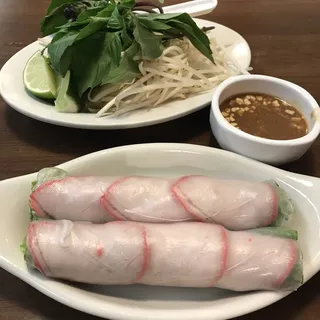 2 Pieces Salad Rolls