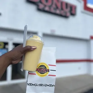 Yummy’s Donut Palace