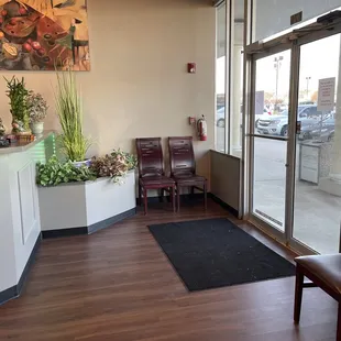 Entry (early afternoon, Saturday)