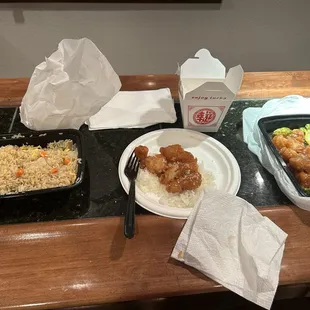 Combo fried rice. Rangoon. Sesame Chicken.