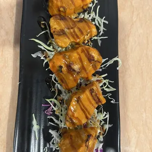 BBQ Albacore served fully cooked w/thick pieces. Sauce is spicy. ( I prefer this dish at Sushimono's)