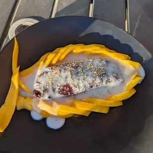 Black Rice With Mango