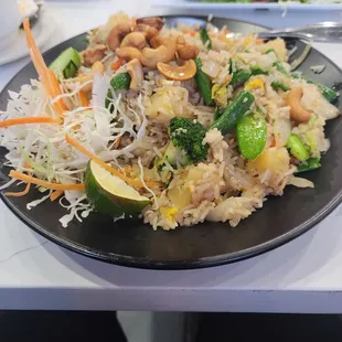 Veggie pineapple fried rice