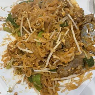 L4. Pad Thai beef