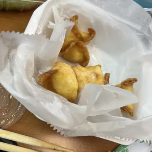 011. Crab Rangoon (6)