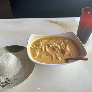 082. Yellow Curry with chicken and pineapple