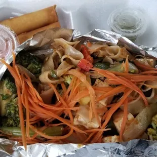 Lunch drunken noodles