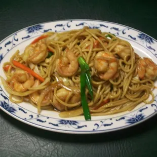 Shrimp lo mein