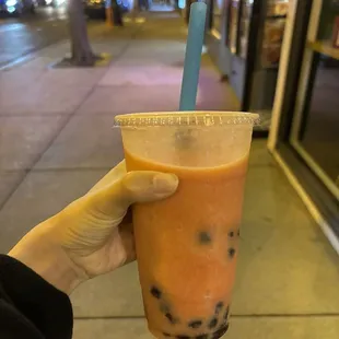 20. Lychee Strawberry Smoothie with boba