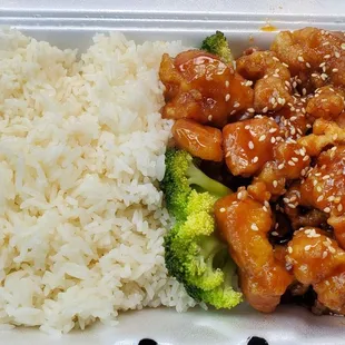 Lunch Special Sesame Chicken with White Rice to go