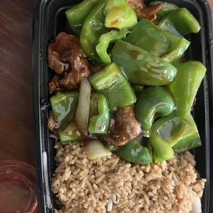 The worst Chinese food that I ever try what a fool! I ordered a Pepper steak combination $13.00 dollars