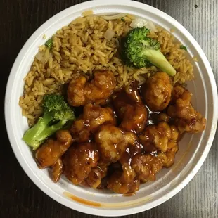 $5.99 General Tso&apos;s lunch special.  Fresh, hot and done just right.