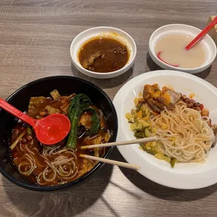 螺蛳粉 桂林米粉