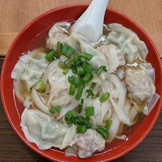 Dumpling Noodle Soup