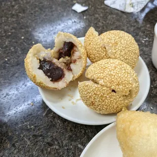 Deep-Fried Sesame Balls