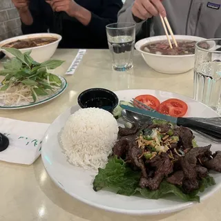 2.Phở Đặc Biệt *No Tendon*  - 特别牛肉粉
