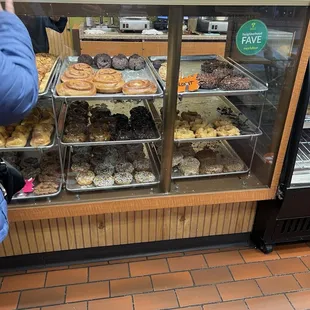 Donut case