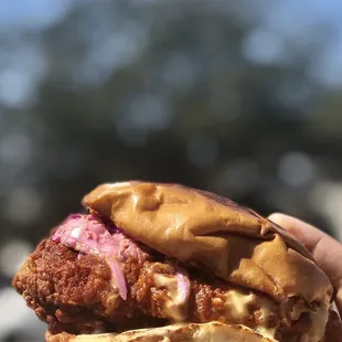 Syrian Hot Chicken sammich