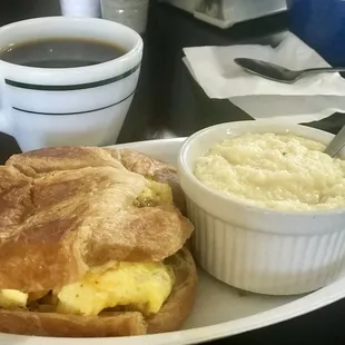 Nez Coupe and grits! YUM