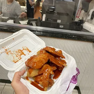 Yum's II Carryout