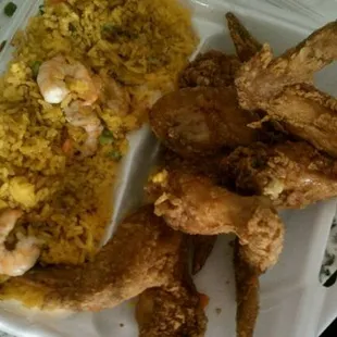 Fried whole chicken wings and shrimp fried rice