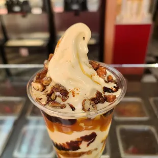 Caramel sundae