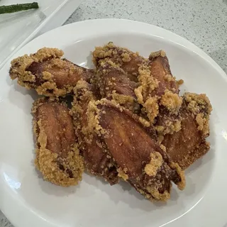 Fried Chicken Wings (8)