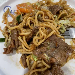 F1. Beef Chow Mein