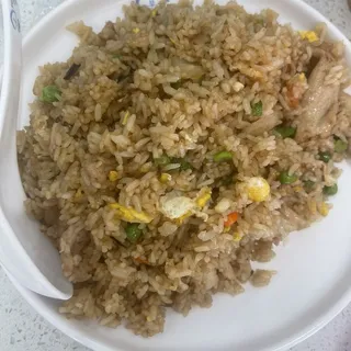F7. Chicken Fried Rice