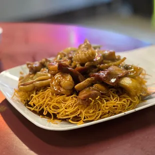 The chow mein. Crispy noodles yum!