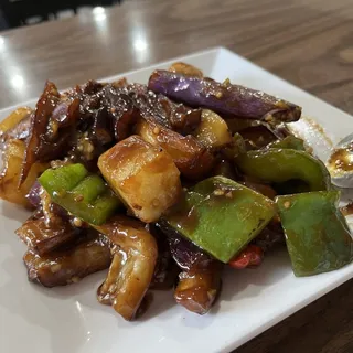 Sauted Potato, Green Pepper & Eggplant-