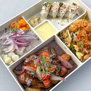Lomo Saltado Lunch Bento Box |Instagram @restaurant_aholic