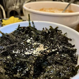 Seaweed rice ball bowl