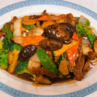 Beef with Double Mushrooms