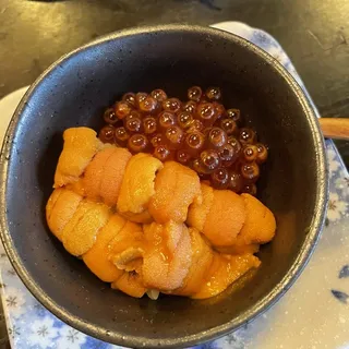 Japanese Uni Nigiri