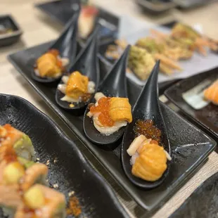 Uni Spoon (2 pcs; 2 orders pictured here)