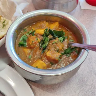 Kukhura Ko Jhol (Nepalese Chicken Curry)