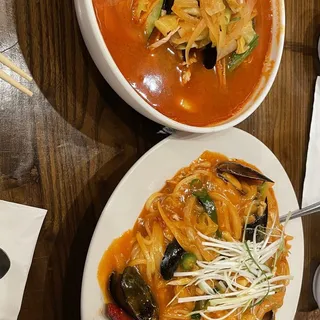 Fried Jaeng Ban Jjamppong