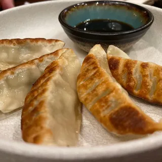 Gyoza