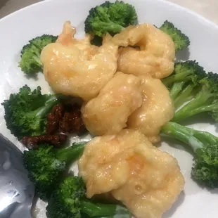 Walnut shrimp