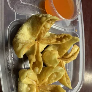 Cream cheese wonton