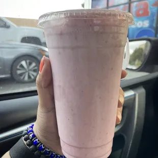 Strawberry banana smoothie
