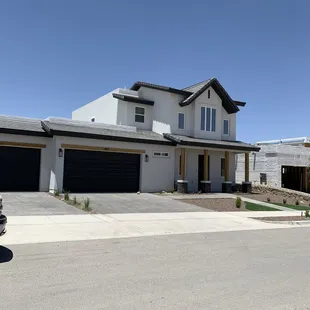 New homes in Horizon city. Avoid bidding wars in a hot market