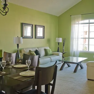 New Home Expert - We specialize in luxury homes