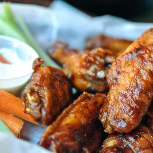 chicken wings and carrots
