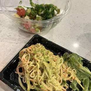 Love bowl &amp; avocado salad