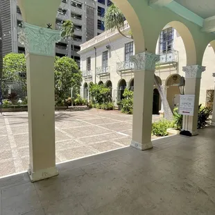 View of the courtyard and Cafe Julia off to the right