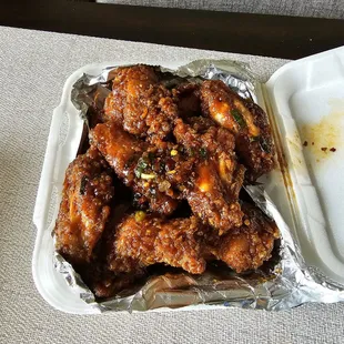 HUNAN CHICKEN WINGS