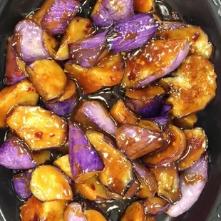 Eggplant with garlic sauce